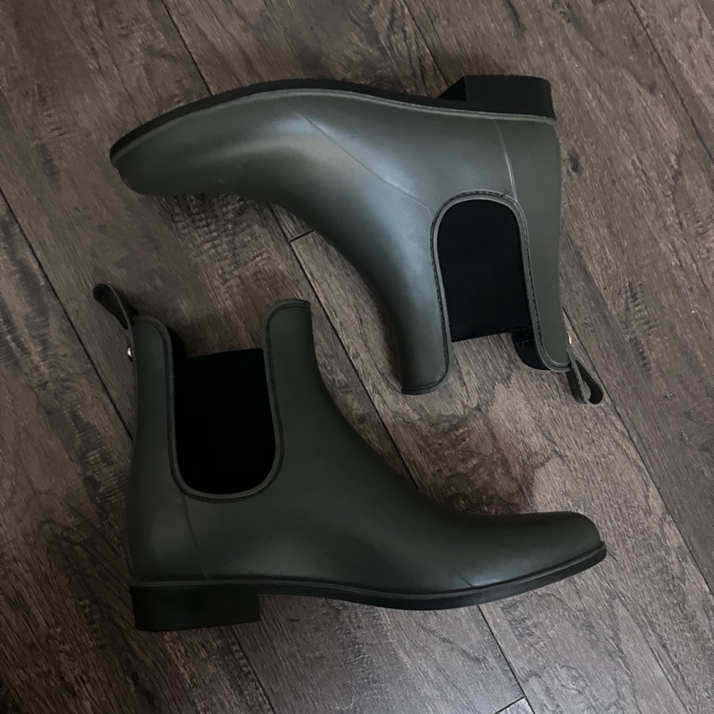 NWOB Sam Edelman Green Chelsea Rainboots